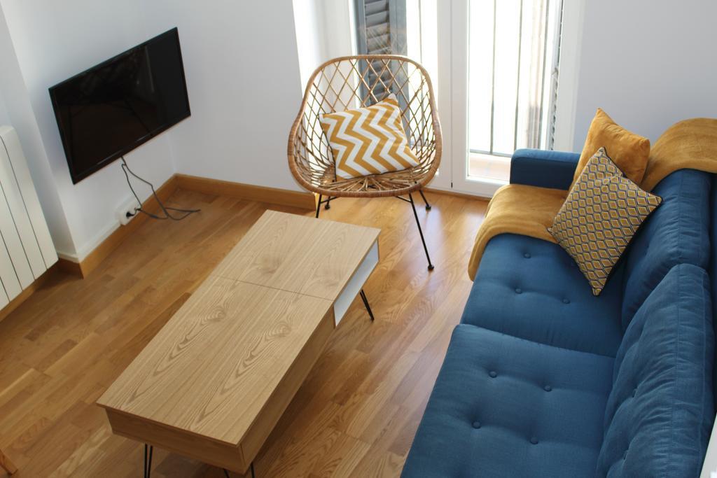 Aloha Apartamentos Pamplona Quarto foto